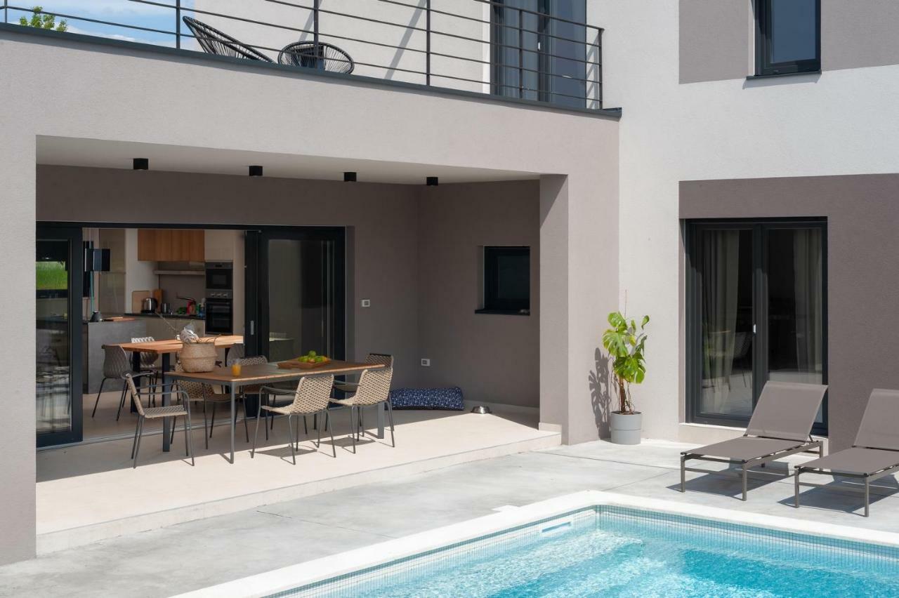 Villa 45 Воднян Экстерьер фото